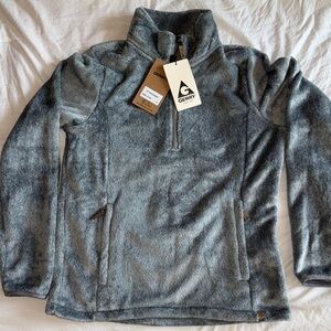 NWT Gerry Weber Women’s Gray fleece quarter zip pullover.  Small.